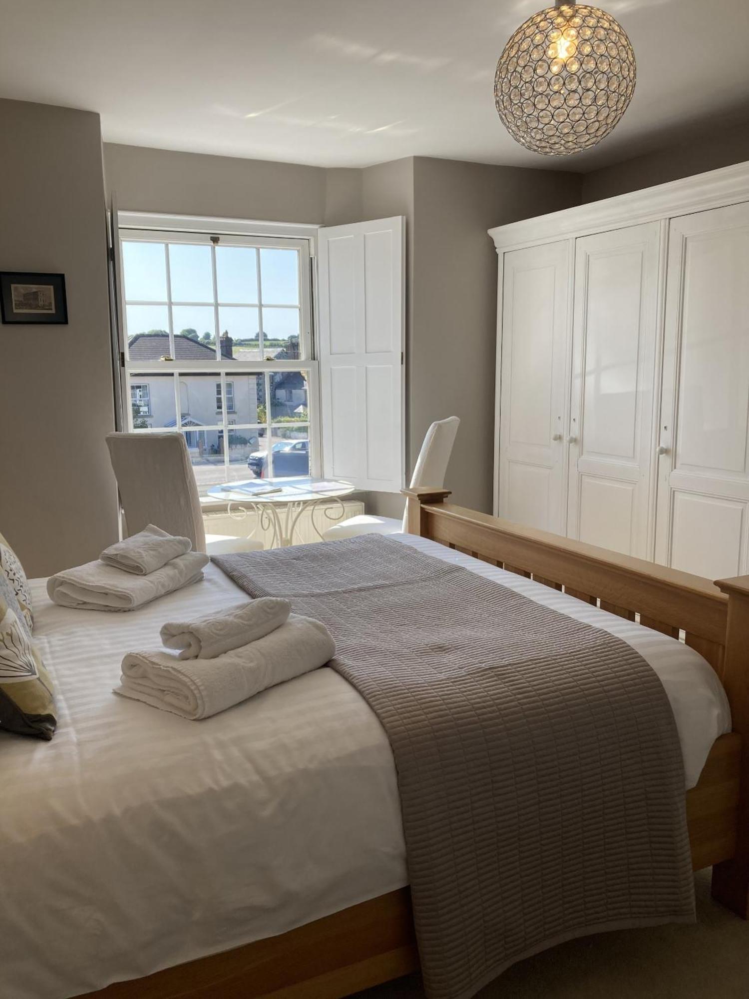 Old Temperance House Bed & Breakfast Saint Keverne Стая снимка